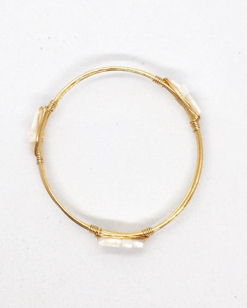 the BOBBY Bangle with Natural Cross Shell
